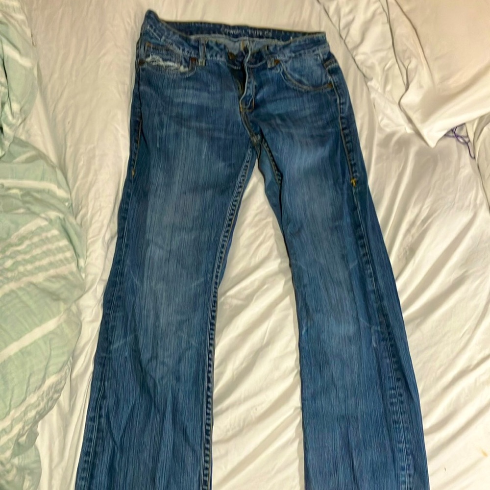 Womans size 30/32 cowgirl tough boitcut jeans